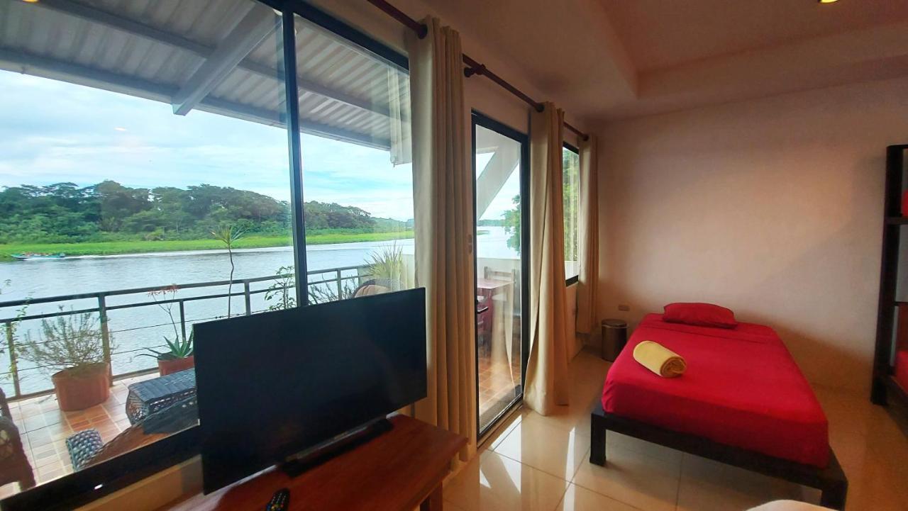 Tortuguero Adventures Guesthouse Exterior foto